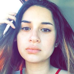 Meet your Posher, Vela